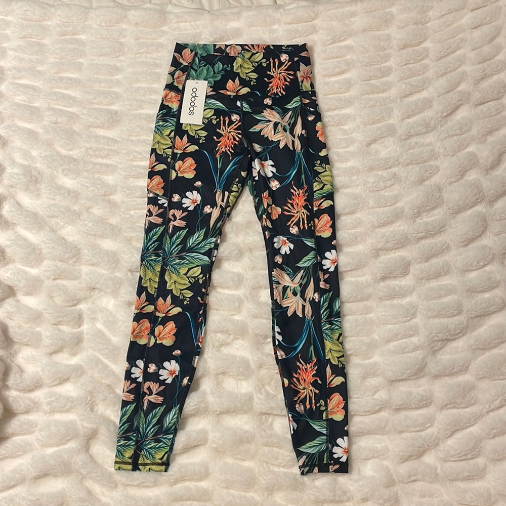 Ododos floral leggings